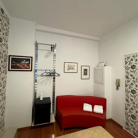 Bed & Breakfast Residenza Reno 10 *